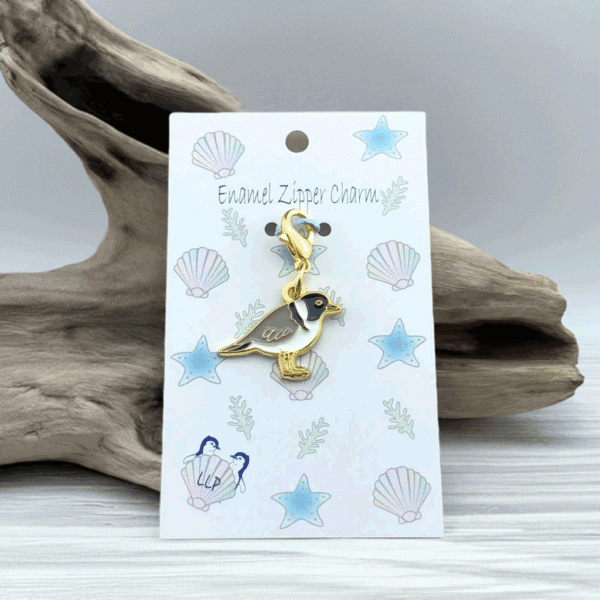 hooded-plover-charm-packaging-beach